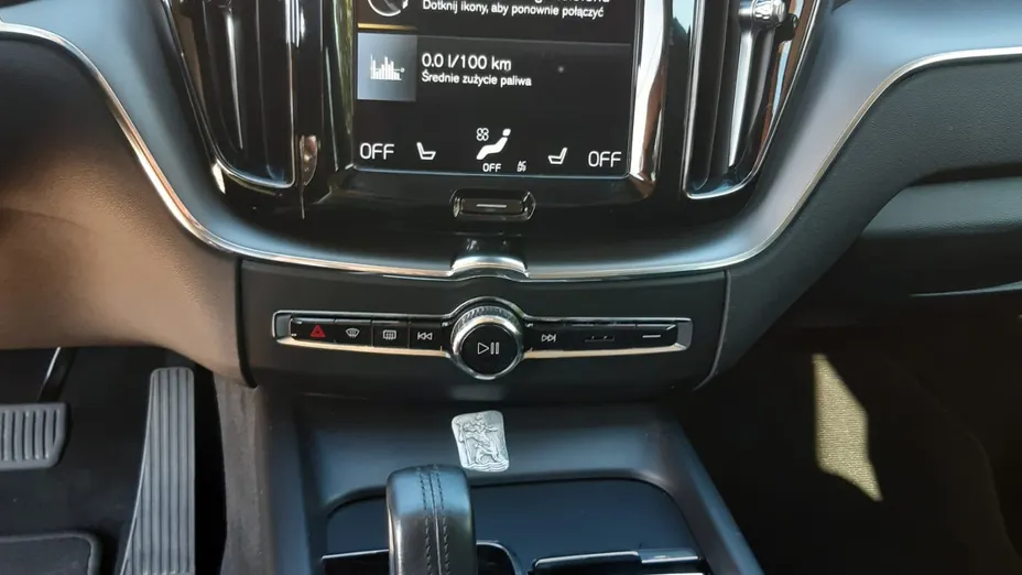 VOLVO XC60 XC60 2.0T Momentum