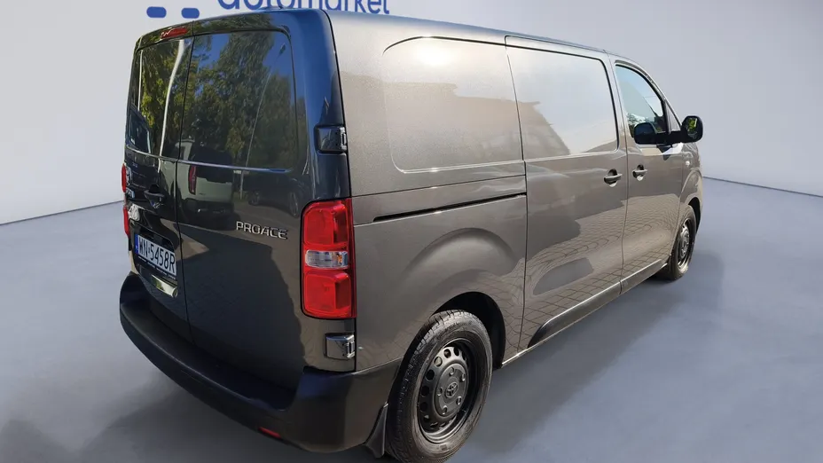 TOYOTA Proace Proace 2.0 D-4D Medium 2,7t Active