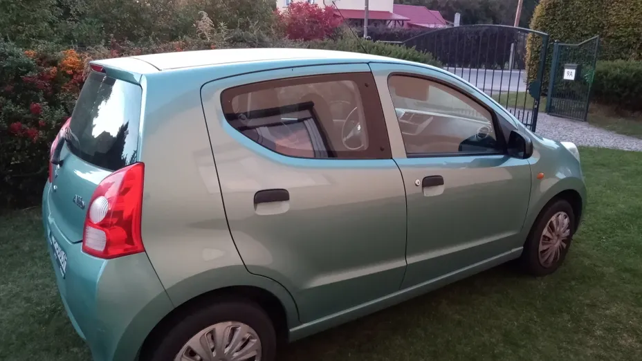 SUZUKI Alto -