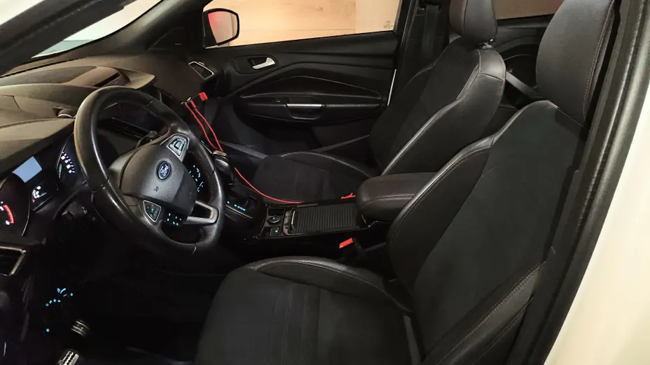 FORD Kuga Kuga 2.0 TDCi FWD ST-Line aut