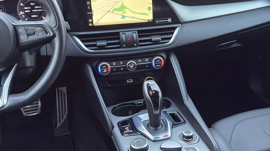 ALFA ROMEO Giulia Giulia 2.0 Turbo Veloce Q4 aut