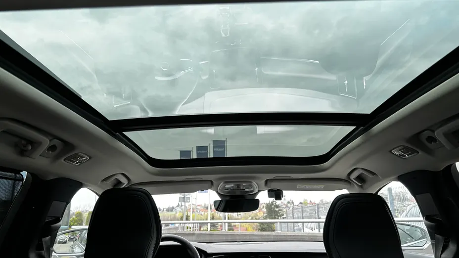 VOLVO V90 V90 T8 AWD Plug-In Hybrid Ultra Bright aut