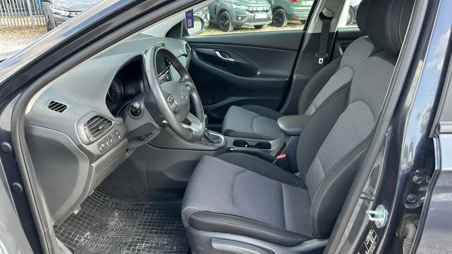 HYUNDAI i30 i30 1.0 T-GDI Modern