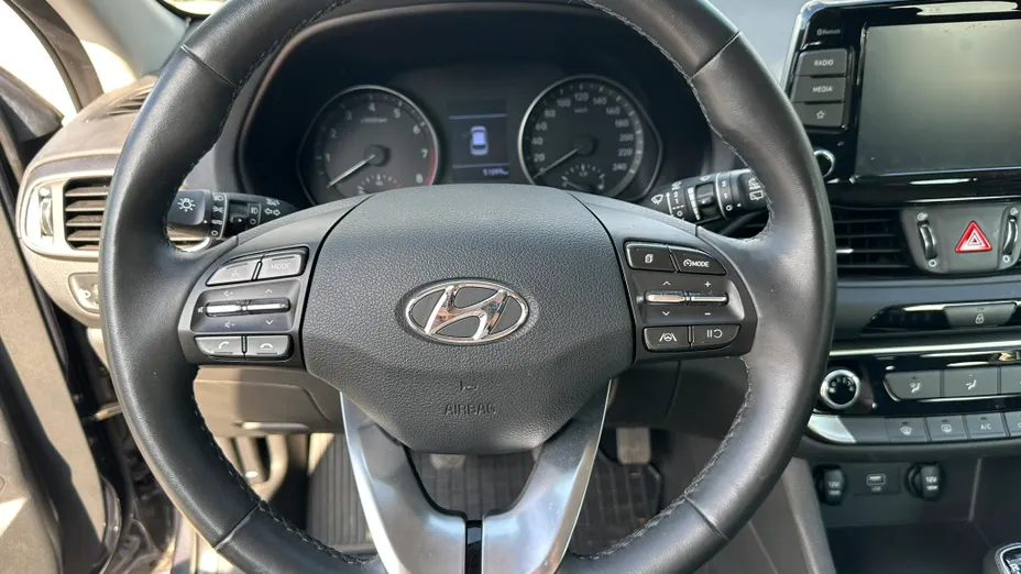 HYUNDAI i30 i30 1.0 T-GDI Modern