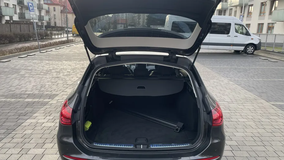 MERCEDES-BENZ C Klasa C 220 d mHEV Avantgarde