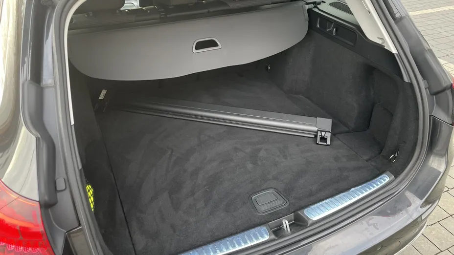 MERCEDES-BENZ C Klasa C 220 d mHEV Avantgarde