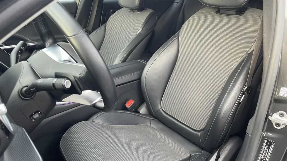 MERCEDES-BENZ C Klasa C 220 d mHEV Avantgarde