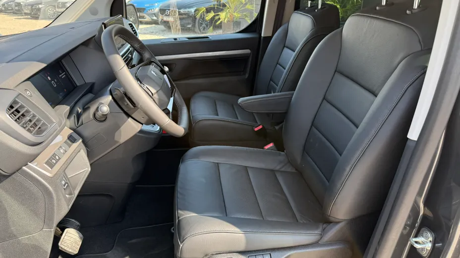 PEUGEOT Traveller Traveller 2.0 BlueHDi Long Business VIP EAT8