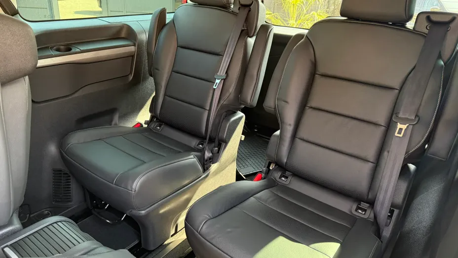 PEUGEOT Traveller Traveller 2.0 BlueHDi Long Business VIP EAT8