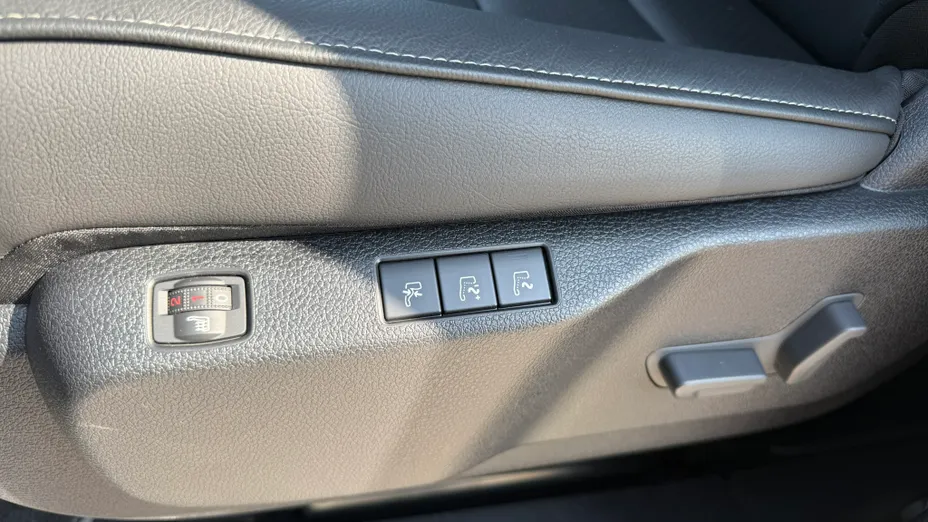 PEUGEOT Traveller Traveller 2.0 BlueHDi Long Business VIP EAT8