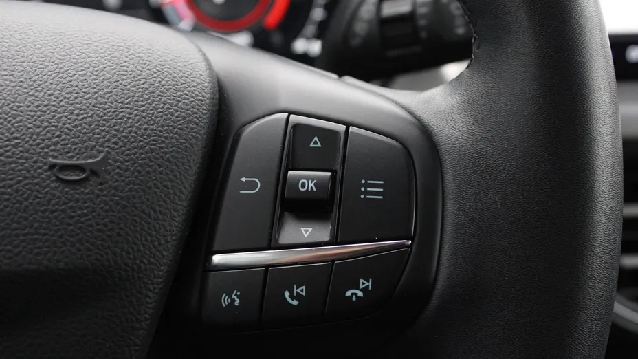 FORD Focus Focus 1.0 EcoBoost mHEV Titanium X aut