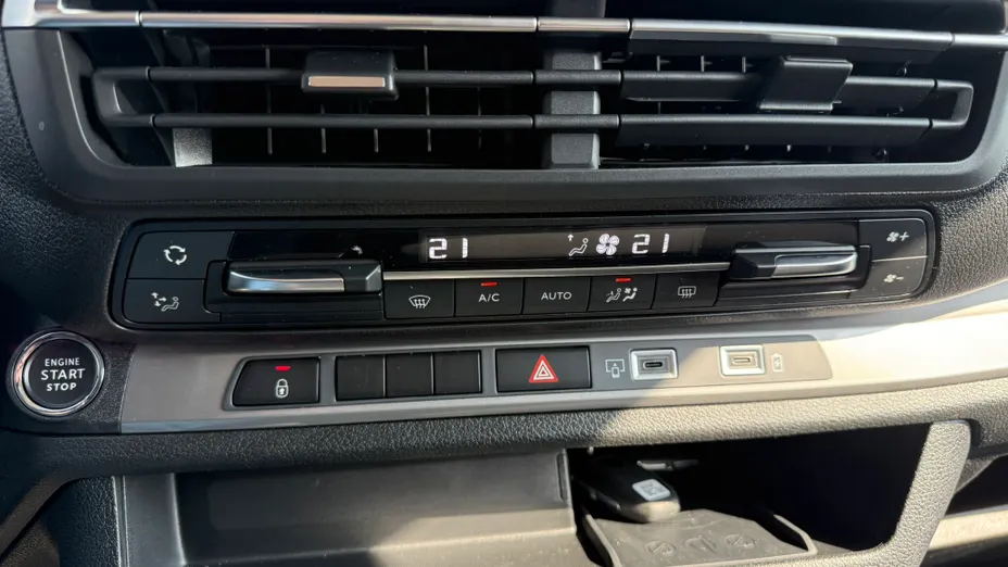 PEUGEOT Traveller Traveller 2.0 BlueHDi Long Business EAT8