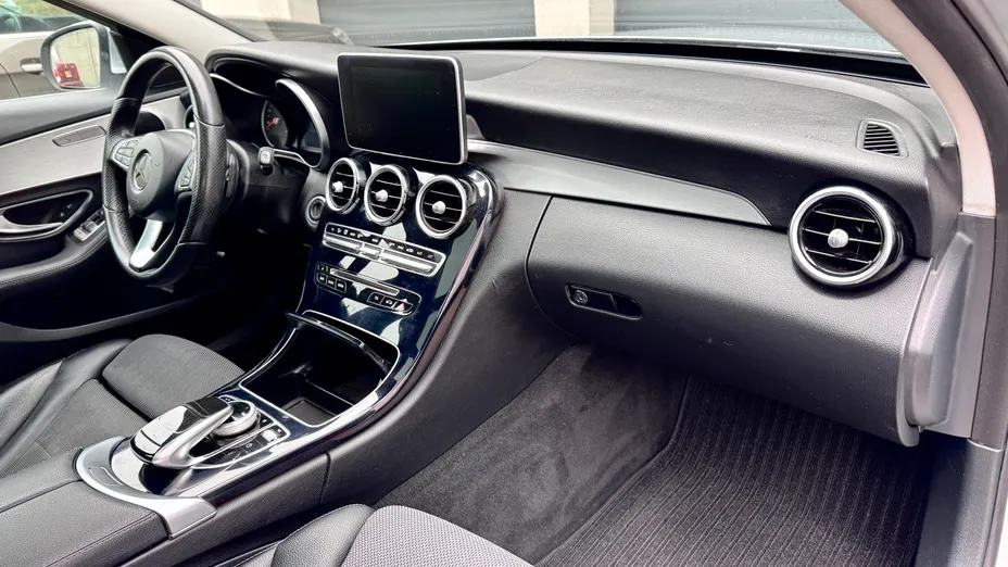 MERCEDES-BENZ C Klasa C 200 7G-TRONIC