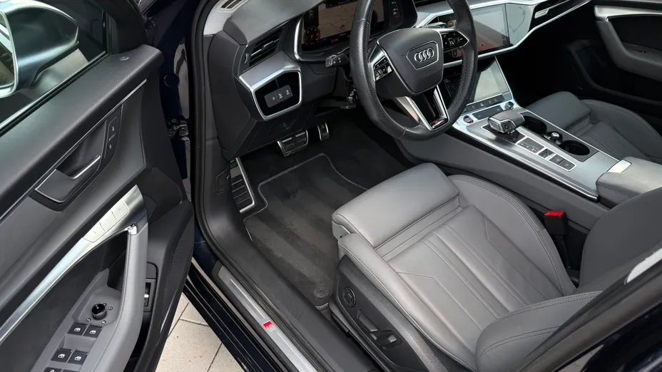 AUDI S6 Avant -