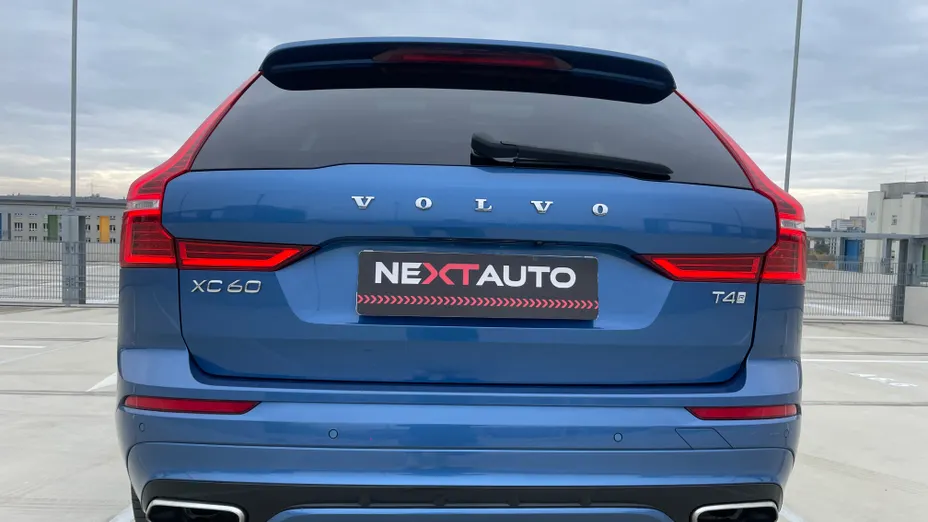 VOLVO XC60 XC60 T4 R-Design aut