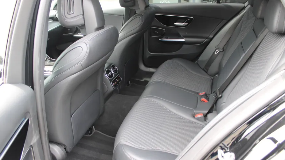 MERCEDES-BENZ C Klasa C 220 d mHEV 4-Matic Avantgarde