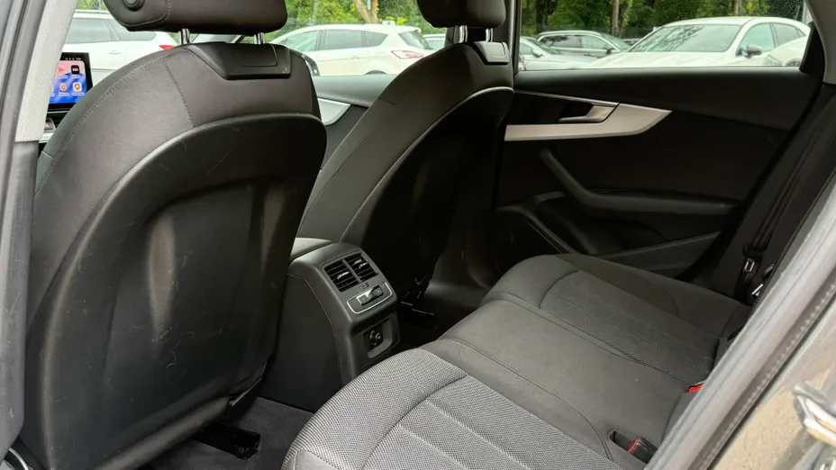 AUDI A4 A4 35 TFSI mHEV S Line S tronic