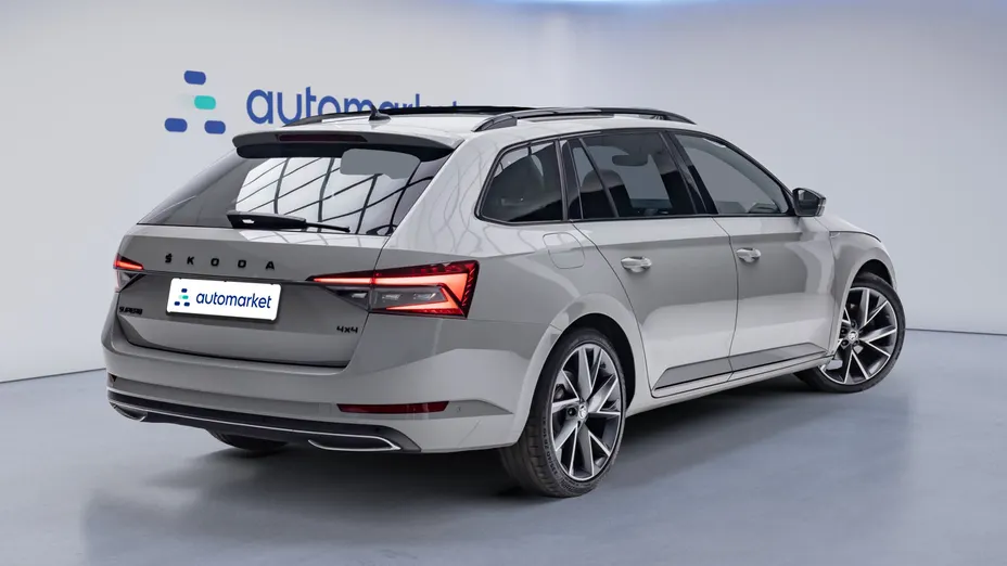 SKODA Superb Superb 2.0 TDI SCR 4x4 Sportline DSG