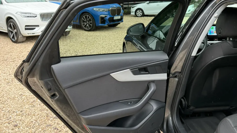 AUDI A4 A4 35 TFSI mHEV S Line S tronic
