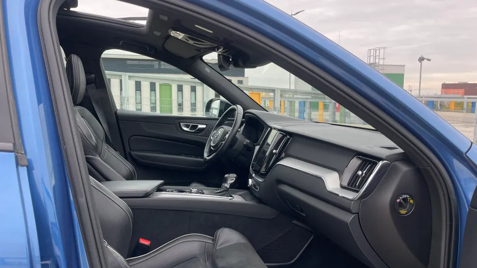 VOLVO XC60 XC60 T4 R-Design aut