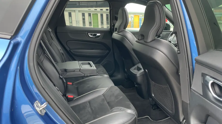 VOLVO XC60 XC60 T4 R-Design aut