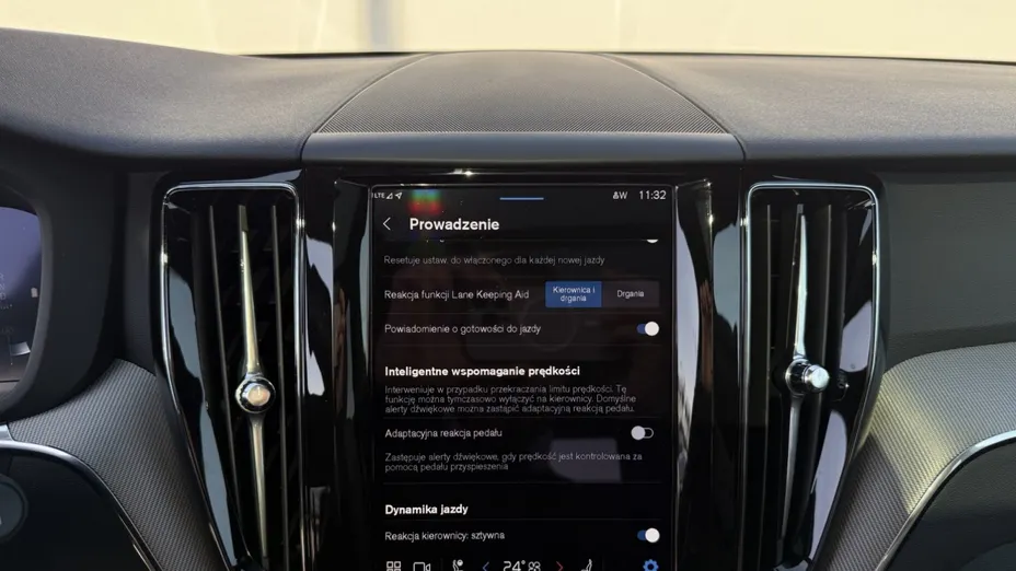 VOLVO XC60 XC60 B5 B AWD Plus Black Edition aut