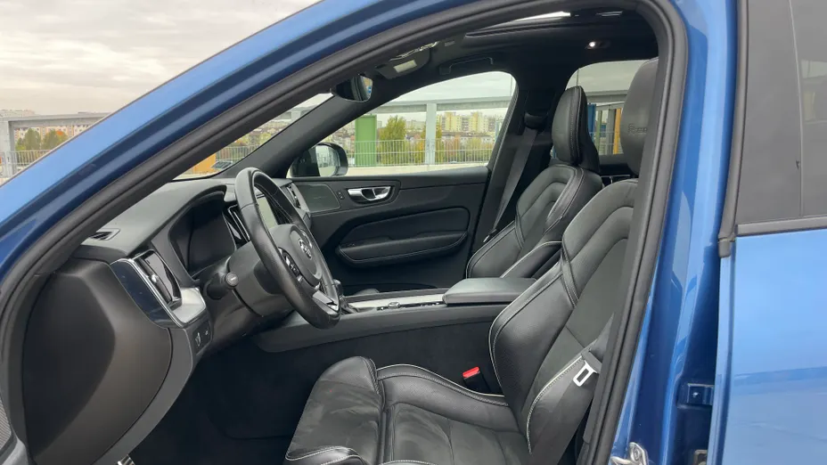 VOLVO XC60 XC60 T4 R-Design aut