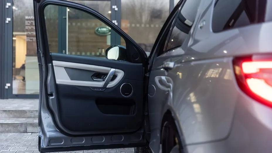 LAND ROVER Discovery Sport -