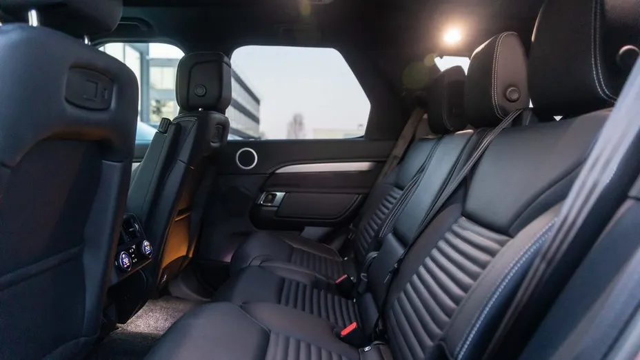 LAND ROVER Discovery -