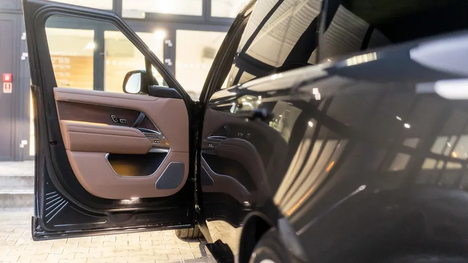 LAND ROVER Range Rover -