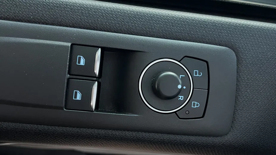 FORD Tourneo Custom Tourneo Custom 2.0 EcoBlue 320 L1 Limited