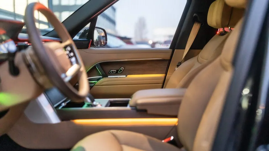 LAND ROVER Range Rover -