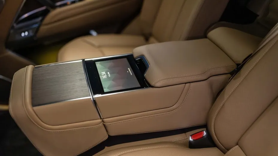 LAND ROVER Range Rover -