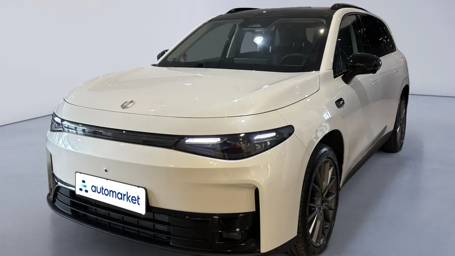 LEAPMOTOR C10 C10 REEV Design Nowy