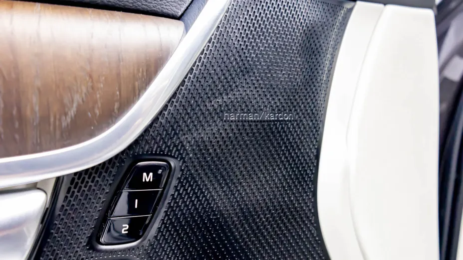 VOLVO S90 S90 T8 AWD Plug-In Hybrid Plus Bright aut
