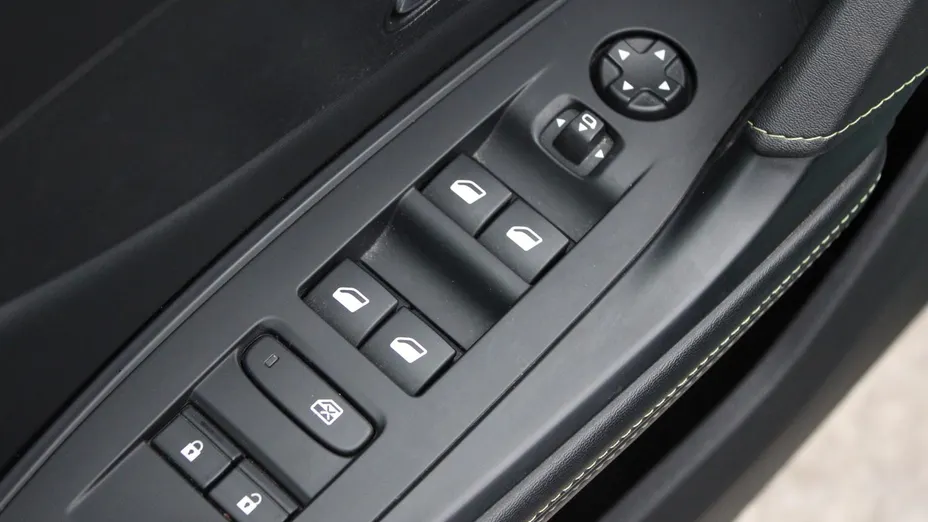 PEUGEOT 308 308 1.5 BlueHDi GT S&S EAT8