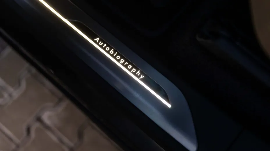 LAND ROVER Range Rover -