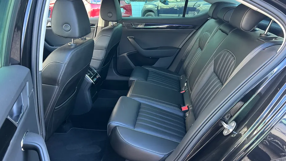 SKODA Superb Superb 2.0 TSI L&K  DSG