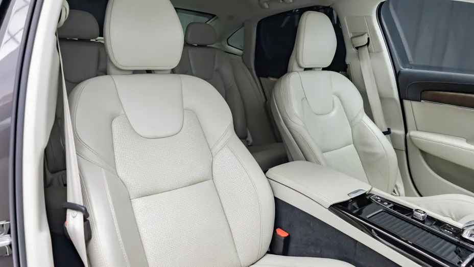 VOLVO S90 S90 T8 AWD Plug-In Hybrid Plus Bright aut