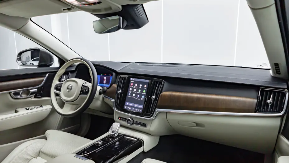 VOLVO S90 S90 T8 AWD Plug-In Hybrid Plus Bright aut