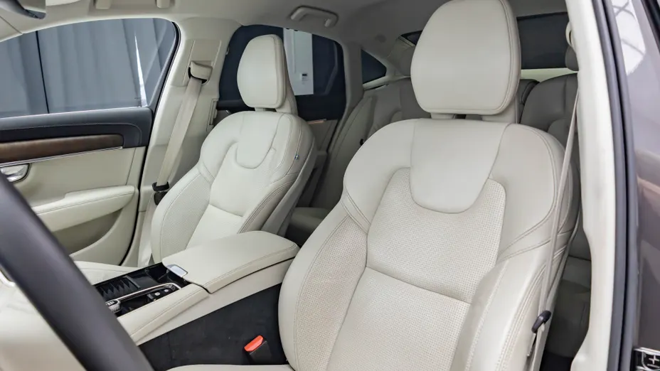 VOLVO S90 S90 T8 AWD Plug-In Hybrid Plus Bright aut