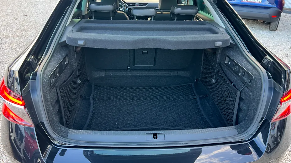 SKODA Superb Superb 2.0 TSI L&K  DSG