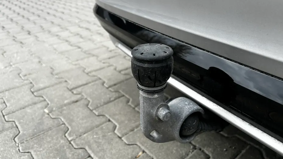 VOLVO V60 V60 B4 B Plus Dark aut