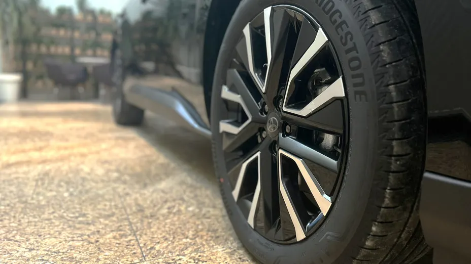 TOYOTA bZ4X bZ4X 73.1kWh 4x4 Executive Nowy