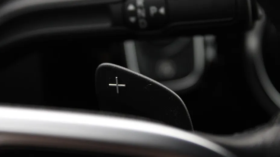 MERCEDES-BENZ CLA CLA 200 d 8G-DCT