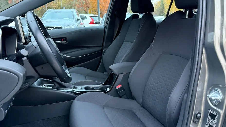 TOYOTA Corolla Corolla 1.8 Hybrid Comfort