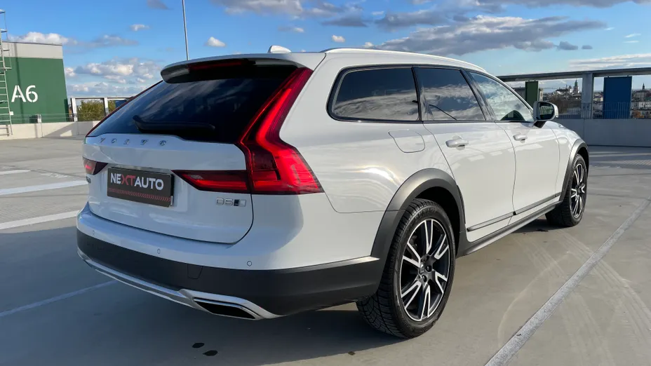 VOLVO V90 V90 CC B5 D AWD Pro aut