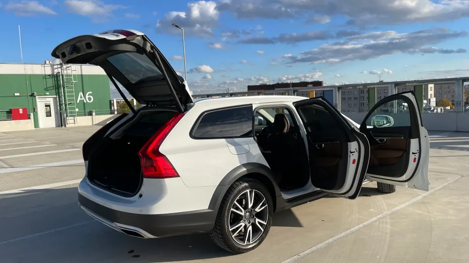 VOLVO V90 V90 CC B5 D AWD Pro aut