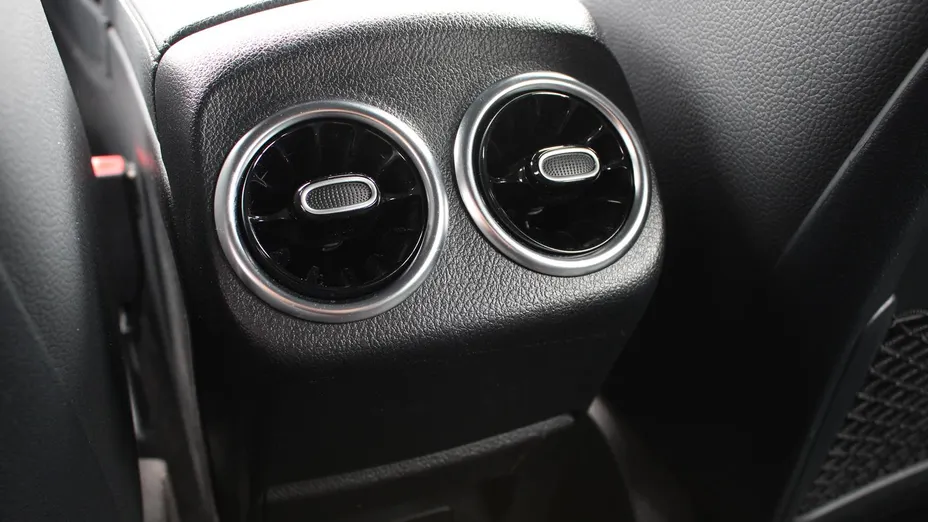 MERCEDES-BENZ CLA CLA 200 d 8G-DCT