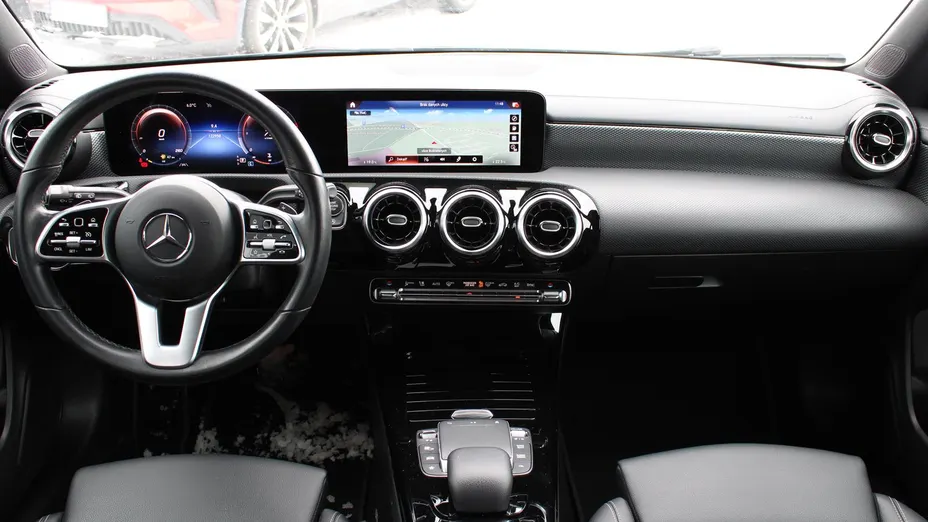 MERCEDES-BENZ CLA CLA 200 d 8G-DCT